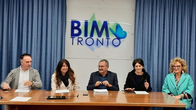 Ascoli Piceno Il Bim Tronto Presenta Il Pacchetto Scuola